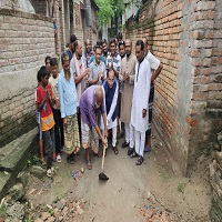 চাঁপাইনবাবগঞ্জ পৌরসভার ৩টি ওয়ার্ডে ৪টি সিসি রাস্তা নির্মাণের উদ্বোধন