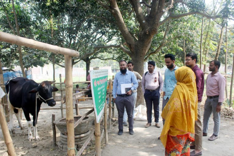 মাঠপর্যায়ের কার্যক্রম পরিদর্শনে পিকেএসএফের উপব্যবস্থাপক