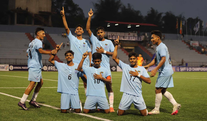 ভুটানকে হারিয়ে সেমিফাইনালে বাংলাদেশ
