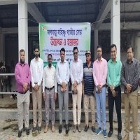 শিবগঞ্জে জলবায়ু সহিষ্ণু গাভীর সেড উদ্বোধন