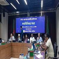 সাংবাদিকবান্ধব নীতিমালার আশ্বাস ইসির