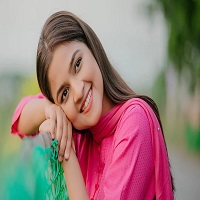 সাদিয়া আয়মান নতুন পরিচয়ে হাজির হচ্ছেন