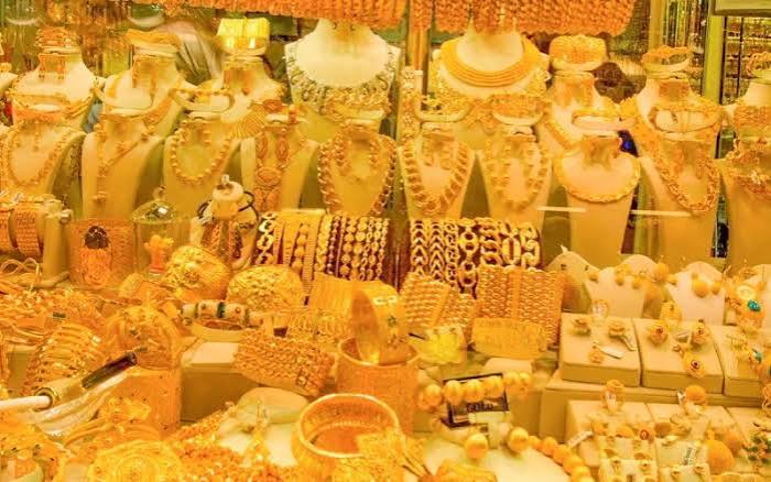 ভরিতে সোনার দাম বাড়লো আরও ৪ হাজার ৩৭৪ টাকা