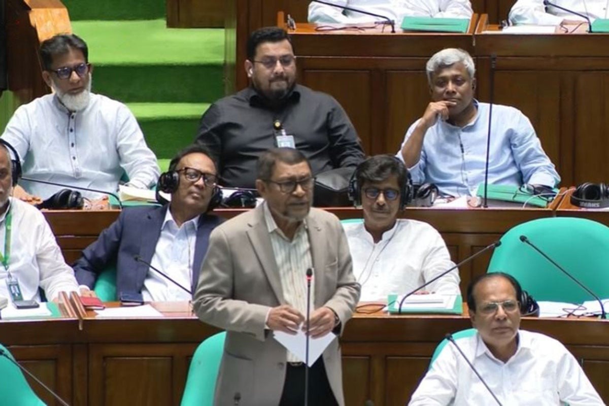 সাড়ে ১১ হাজার চিকিৎসক দ্রুত নিয়োগ দেবে সরকার: স্বাস্থ্যমন্ত্রী