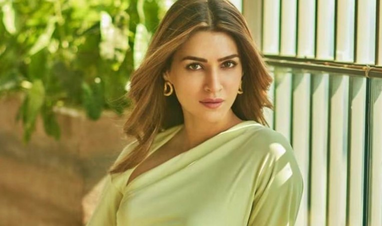 লড়াইটা পুরুষতান্ত্রিক মানসিকতার সঙ্গে কৃতি সেনন