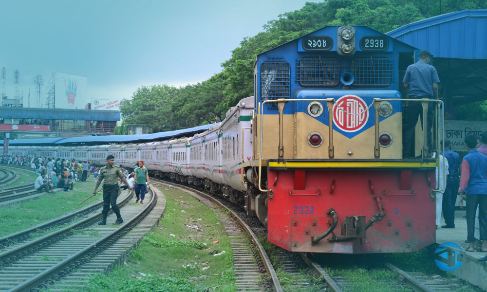 লোকসান কমাতে ইজারায় যাচ্ছে পশ্চিমাঞ্চলের ১১ ট্রেন