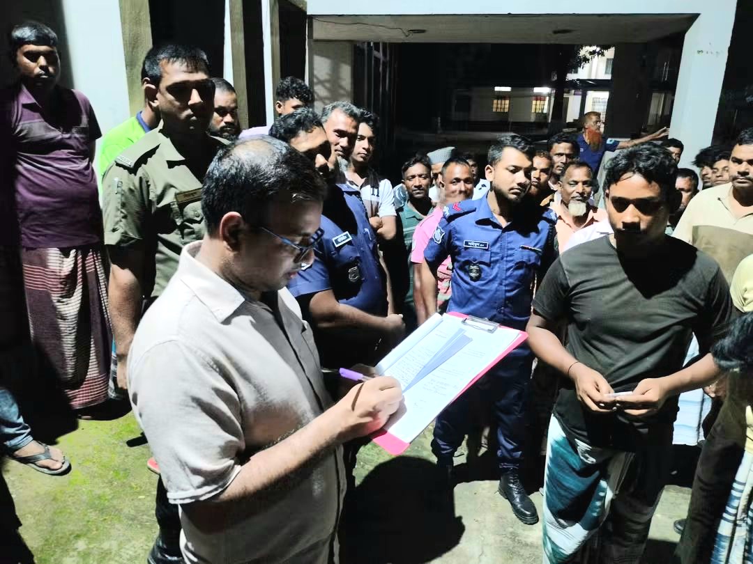 গোমস্তাপুরে অসুস্থ গরু জবাইয়ের অপরাধে ৫ হাজার টাকা অর্থদণ্ড