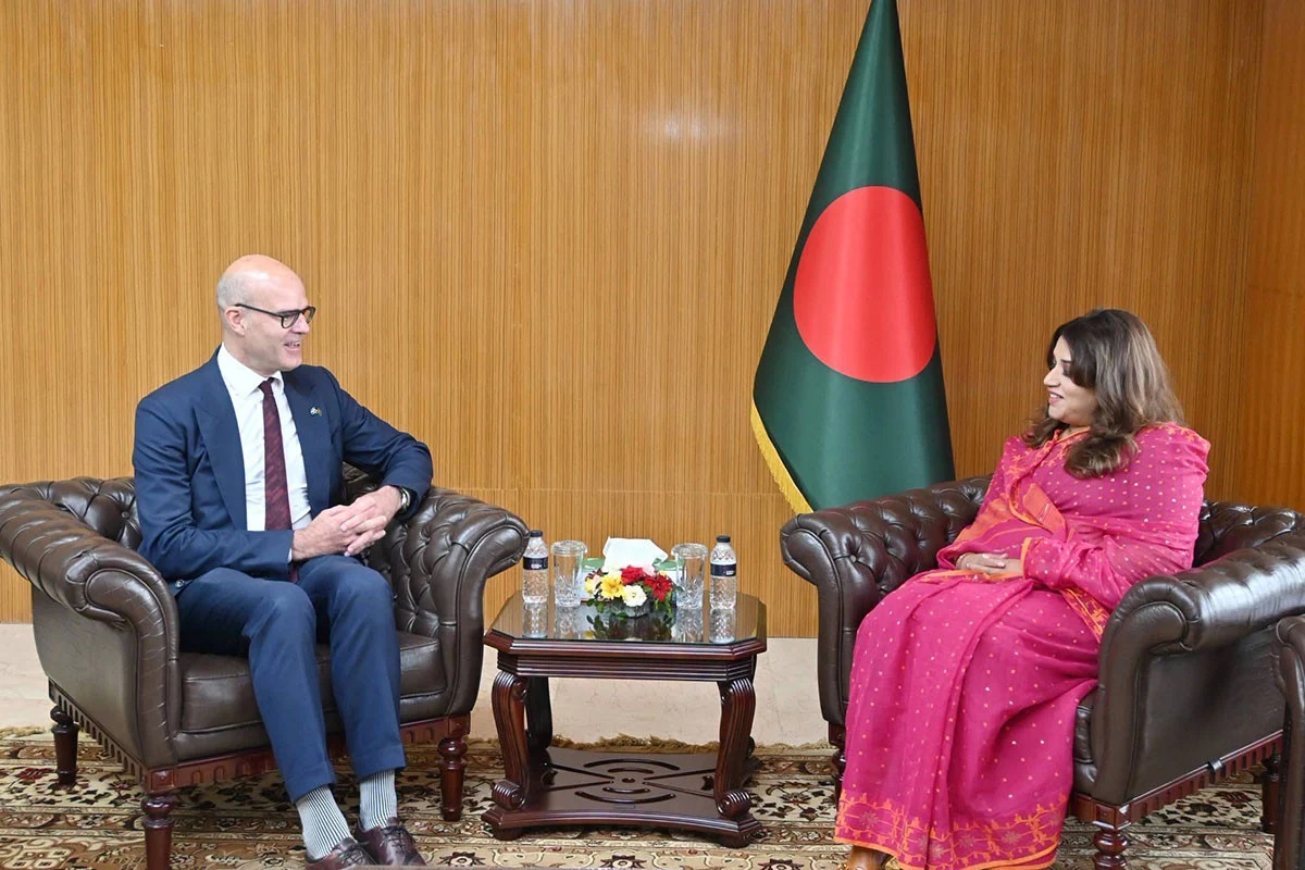 বাংলাদেশে সুইডিশ বিনিয়োগ বৃদ্ধির আহ্বান পররাষ্ট্র প্রতিমন্ত্রীর