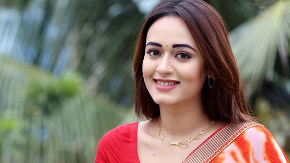 আমি চ্যালেঞ্জিং কাজ করতে পছন্দ করি অহনা