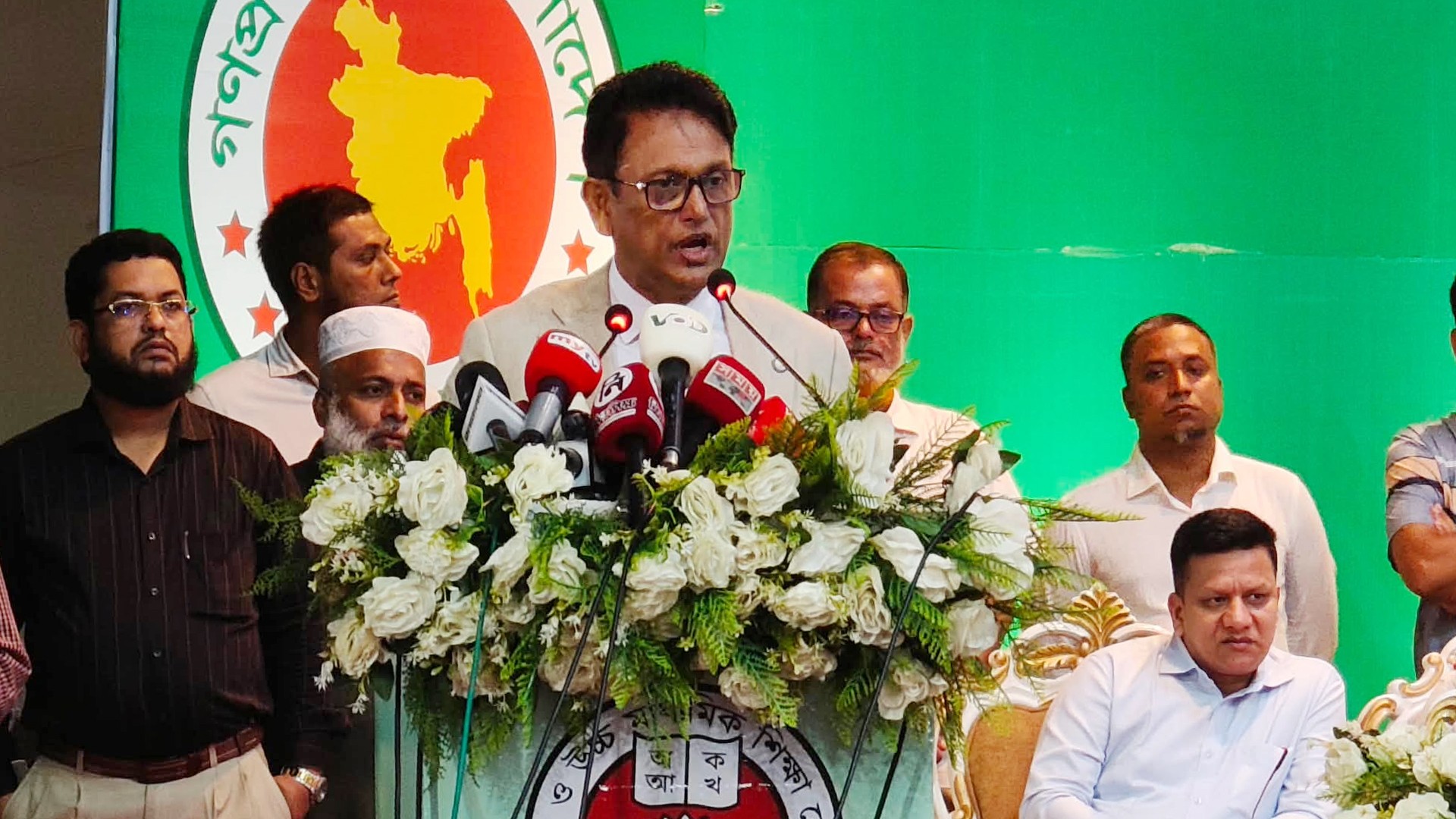 শিক্ষার্থীদের ইনহাউস কোচিং করাতেই হবে: শিক্ষামন্ত্রী