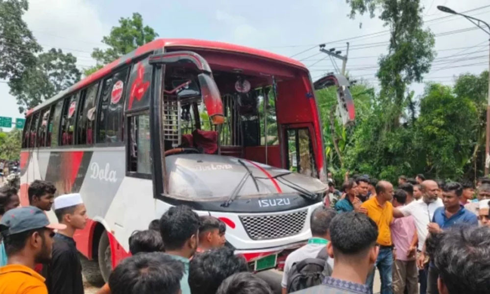 ঈদের দিন গোপালগঞ্জের সড়কে ঝরল ৫ প্রাণ