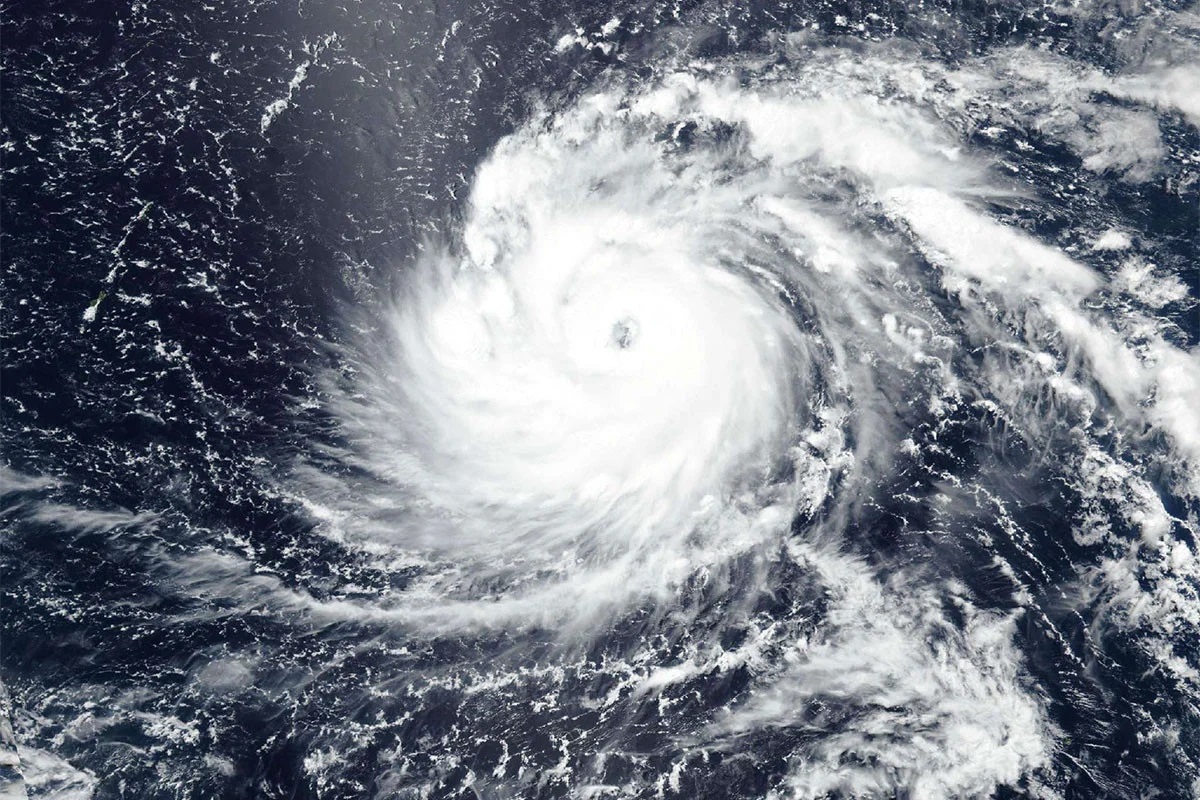 যুক্তরাষ্ট্রের প্রশান্ত মহাসাগরীয় দ্বীপপুঞ্জের দিকে ধেয়ে আসছে ‘সুপার টাইফুন’