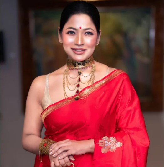 আমার খরচ কেউ দেয় না তাই আমায় উপদেশ দেওয়ারও প্রয়োজন নেই