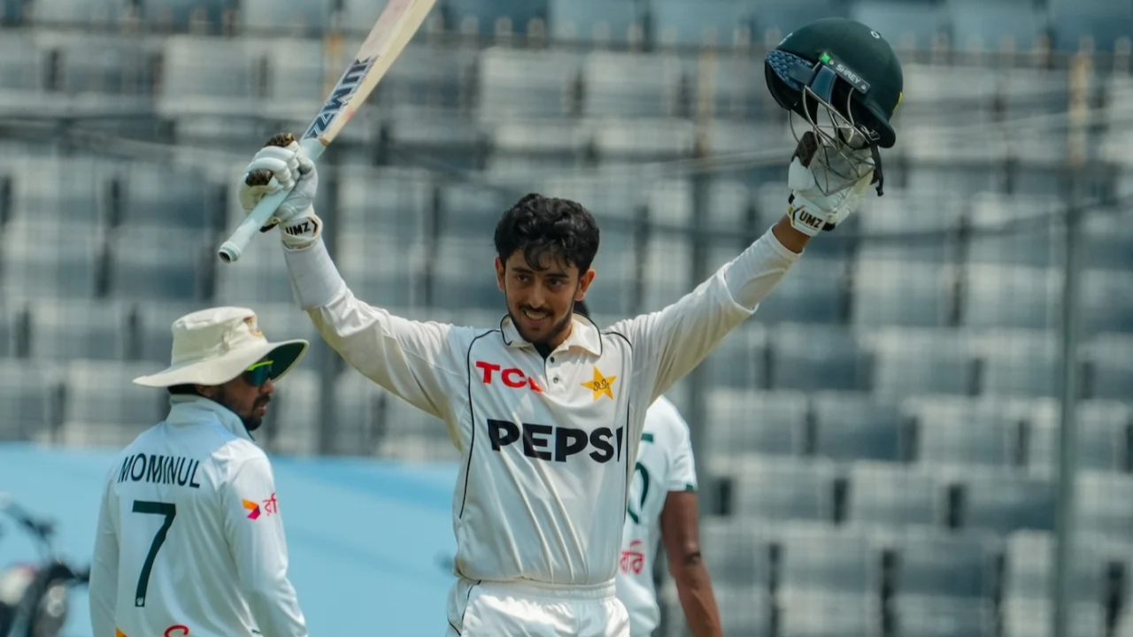 নাহিদ তাসকিনদের সামলে ইতিহাস গড়লেন আজান