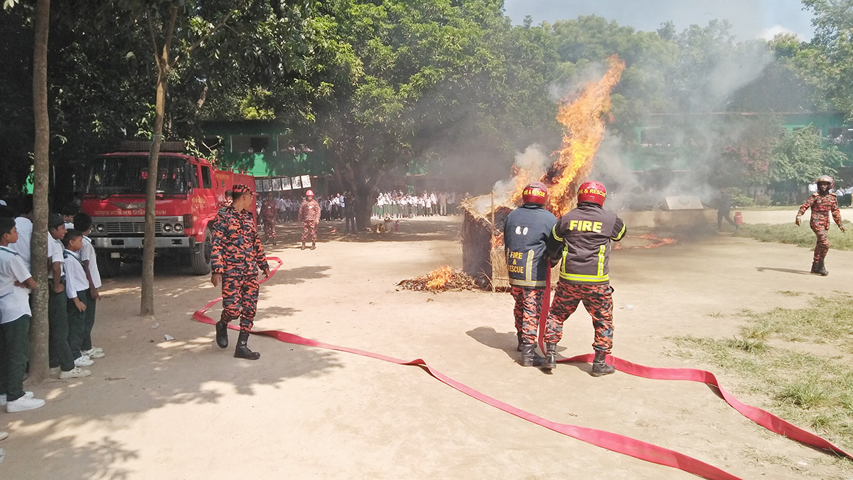 চাঁপাইনবাবগঞ্জে দুর্যোগ প্রশমন দিবস পালিত