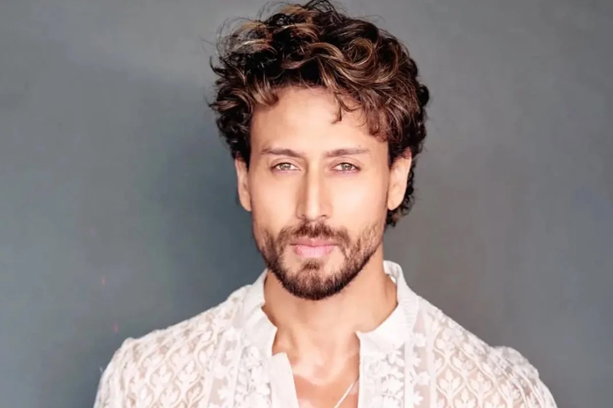 ‘অপারেশন সম্পন্ন’, টাইগার শ্রফকে গুলির পর হ্যান্ডলারকে শুটারদের বার্তা