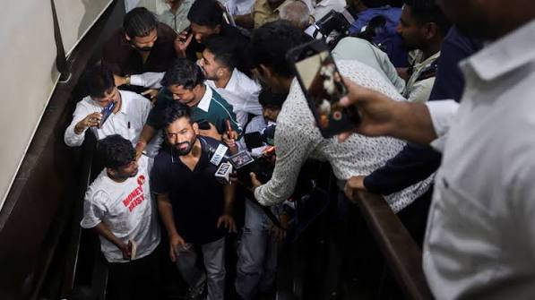 ভারতে প্রধান নির্বাচন কমিশনারের পদত্যাগের দাবিতে বিক্ষোভ
