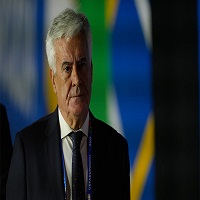 ২ বছরের নিষেধাজ্ঞায় স্পেনের ফুটবল প্রধান