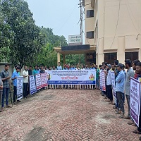 চাঁপাইনবাবঞ্জে পল্লীবিদ্যূৎ সমিতির কর্মকর্তা-কর্মচারীদের কর্মবিরতি