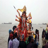 প্রতিমা বিসর্জনে শেষ হচ্ছে দুর্গোৎসব