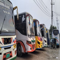৩ দিন থেকে চাঁপাইনবাবগঞ্জ-রাজশাহী রুটে বাস চলাচল বন্ধ, তবে সম্পূর্ণ চালু হয়েছে দুরপাল্লার কোচ চলাচল