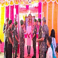 পূজামণ্ডপ পরিদর্শন আনসার ব্যাটালিয়নের উপঅধিনায়কের