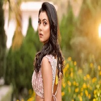 কার প্রেমে মজেছেন শাকিবের ‘প্রিয়তমা’ ইধিকা