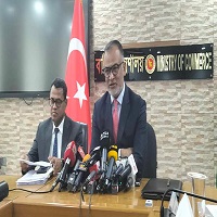 দুর্নী*তির কারণে টিসিবির ৩৭ লাখ কার্ড বাতিল: বাণিজ্য উপদেষ্টা