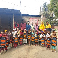 চাঁপাইনবাবগঞ্জে ১০টি শিশু বিকাশ কেন্দ্র চালু করল ওয়ার্ল্ড ভিশন