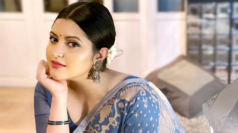 ইঙ্গিতপূর্ণ পোস্টে পরীমণি