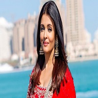 ঐশ্বরিয়ার গাড়িতে বাসের ধাক্কা, কেমন আছেন অভিনেত্রী