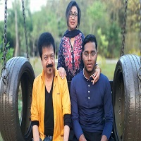 মারাত্মক আহত পুত্রকে নিয়ে যা জানালেন কুমার বিশ্বজিৎ