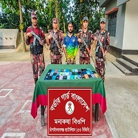 শিবগঞ্জ সীমান্তে বিজিবি’র অভিযানে ভারতীয় স্মার্টফোনসহ আটক ১