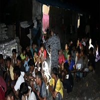 মালয়েশিয়ায় ৩ ঘণ্টার অভিযানে ৭ বাংলাদেশিসহ আটক ৪৯