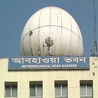 আট অঞ্চলে বৃষ্টির আভাস, নদীবন্দরে সতর্ক সংকেত