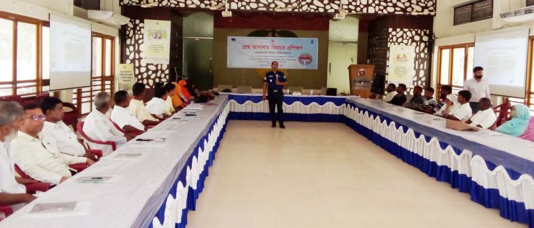 সদর উপজেলায় ইউনিয়ন পরিষদ সদস্যদের নিয়ে গ্রাম আদালত বিষয়ক প্রশিক্ষণ