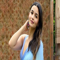 ক্যারিয়ারের বড় সুযোগ ছাড়লেন আলিয়া