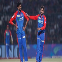 নজিরবিহীন পরিণতির শিকার দিল্লি