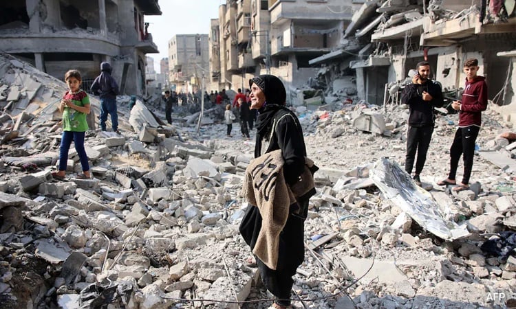 ফিলিস্তিনি ভূখণ্ডে ইসরাইলি হামলায় নিহত ৩৩, অর্ধেকেরও বেশি শিশু