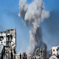 গাজায় স্কুল ও আবাসিক ভবনে ইসরায়েলের ভয়াবহ হামলা, নিহত ৪৯