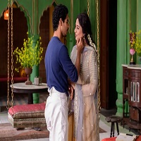 ২৯ বছরের বড় টাবুর সঙ্গে অন্তঃরঙ্গ দৃশ্য, মুখ খুললেন ইশান