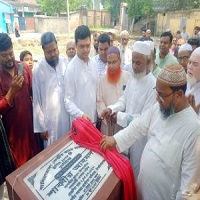 বালিয়াডাঙ্গা কেন্দ্রীয় জামে মসজিদ পুনর্নির্মাণ কাজের উদ্বোধন