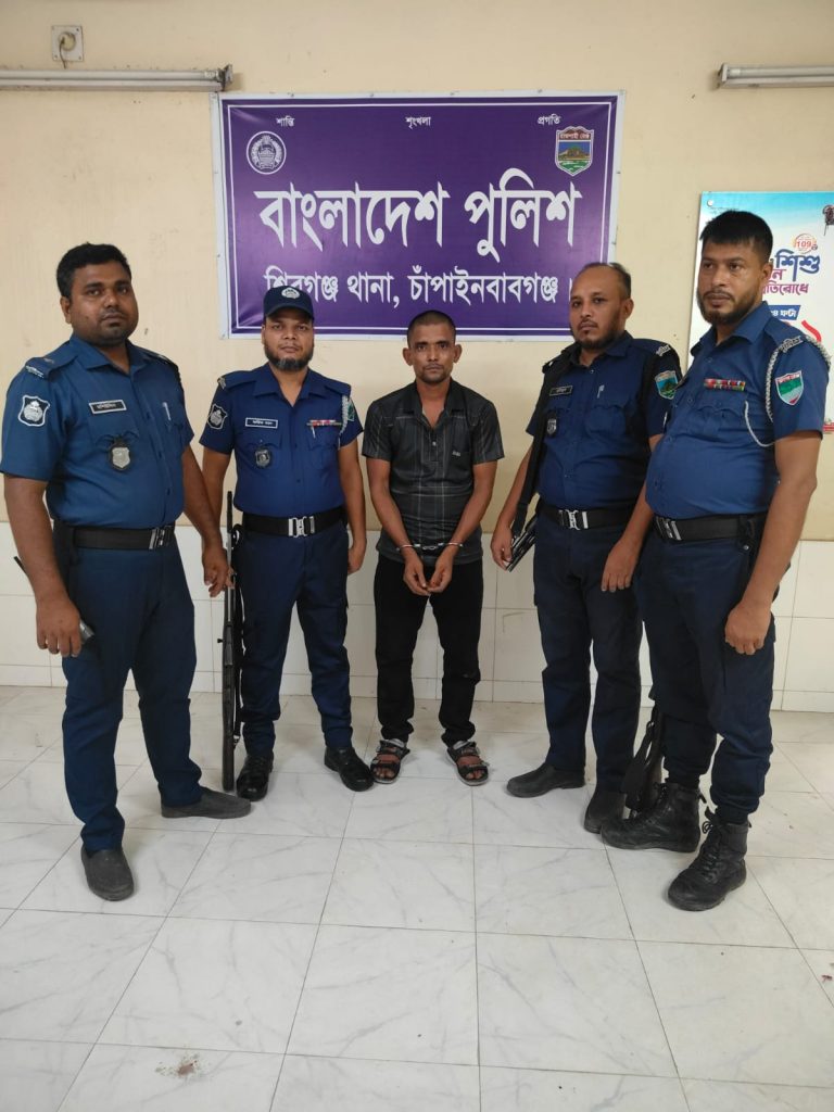 শিবগঞ্জে হেরোইনসহ গ্রেপ্তার লালচাঁন ‘ডাকাত’