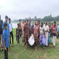 শিবগঞ্জ ও গোমস্তাপুরে ডুবে শিশুসহ দুজনের মৃত্যু