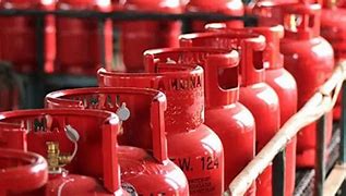 ১২ কেজি এলপিজির দাম কমলো ২৮ টাকা