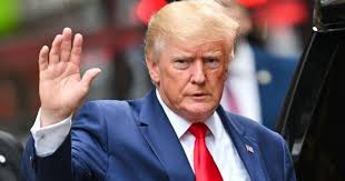 ক্ষমতাসীন ট্রাম্পের ক্ষমতা বাড়াল সুপ্রিম কোর্ট