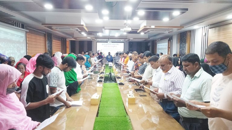 চাঁপাইনবাবগঞ্জেও বৈষম্যমুক্ত দেশ গড়তে শপথ গ্রহণ