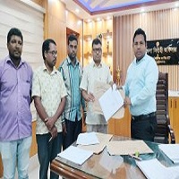 ভোলাহাটে প্রকৃত ভিডব্লিউবি উপকারভোগীদের তালিকা প্রকাশ