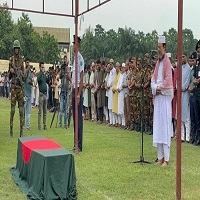 চিরনিদ্রায় শায়িত হলেন পাইলট তৌকির