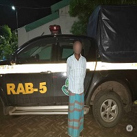 জমির বিরোধে ভাইদের হাতে বোন খু*নের মামলার পলাতক আসামী মা-ছেলে গ্রেপ্তার